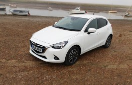 Mazda2, front static